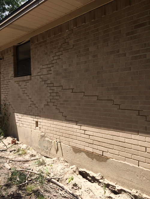 Brick and Mortar Damage Before — Cracked Mortar, Dallas